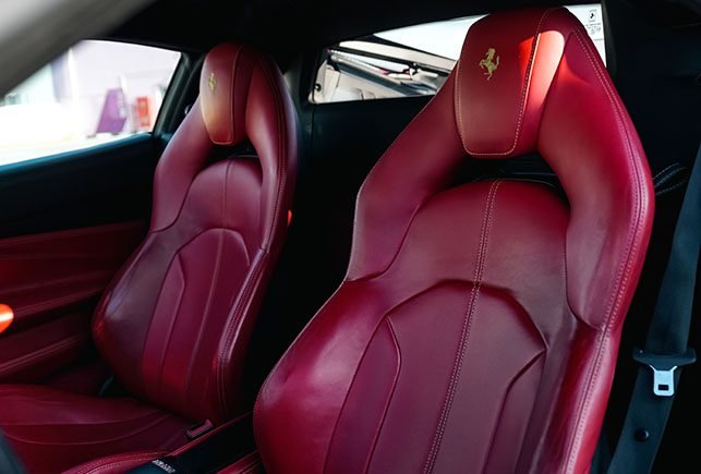 Ferrari F8 Tributo Red - Image 3