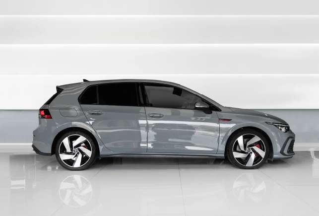 Volkswagen GTI - Image 3