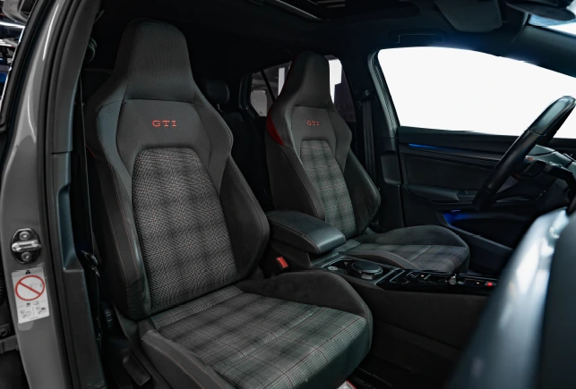 Volkswagen GTI - Image 6