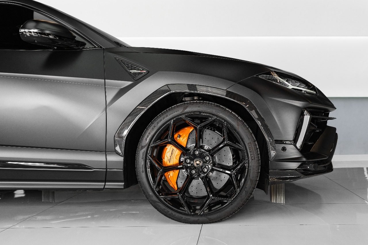 Lamborghini Urus Performante - Image 3
