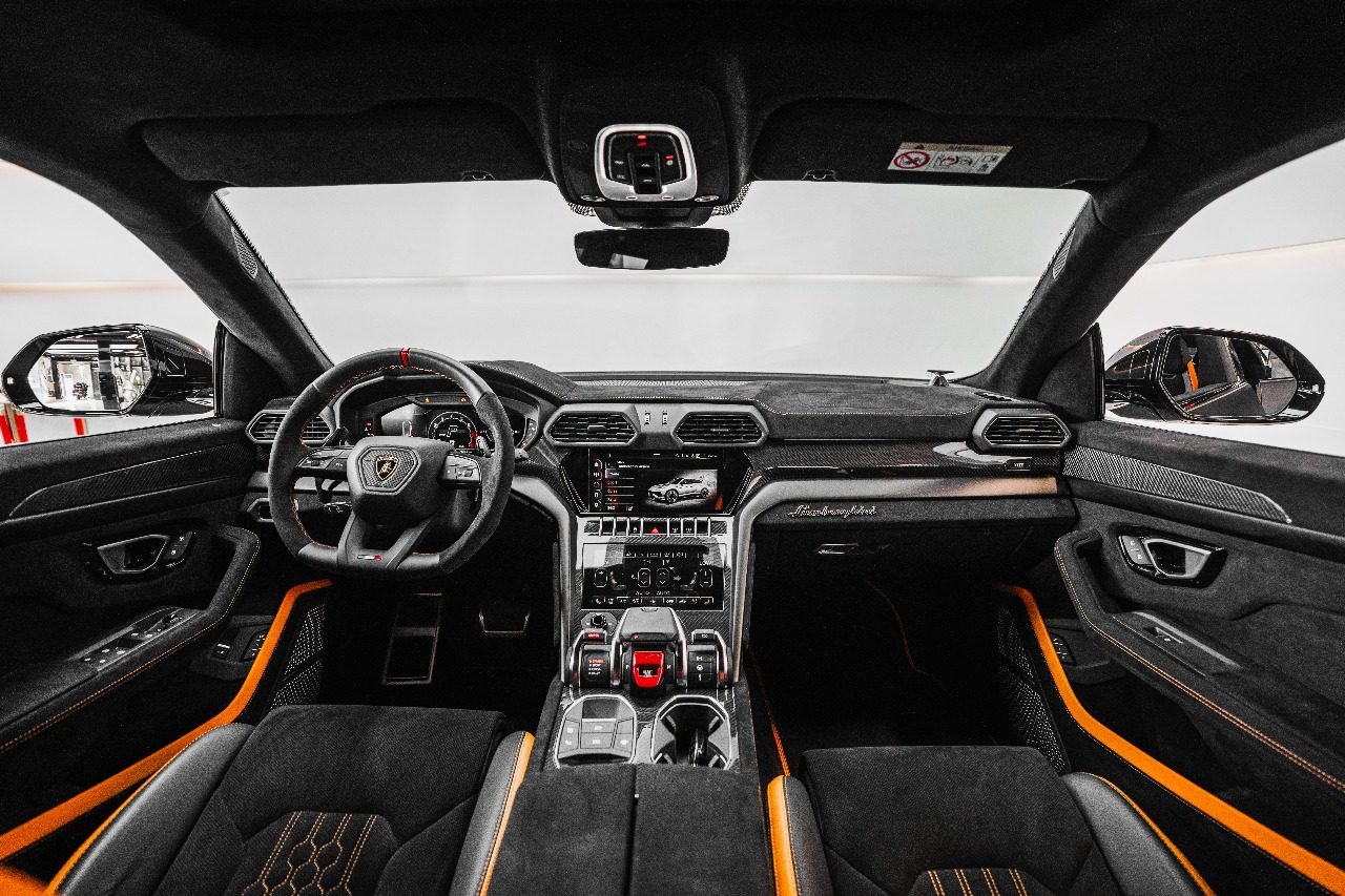 Lamborghini Urus Performante - Image 7