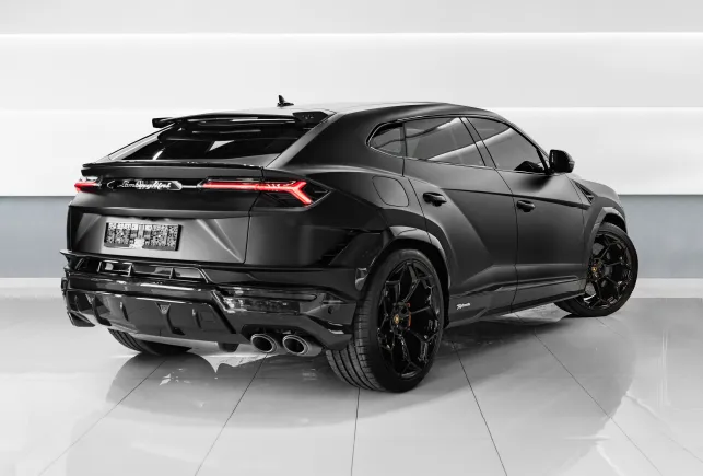 Lamborghini Urus Performante - Image 11