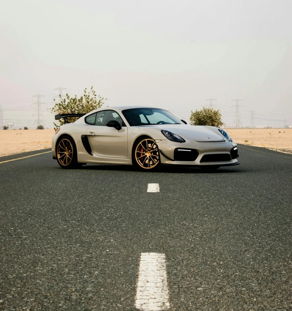 Rent Porsche in Dubai